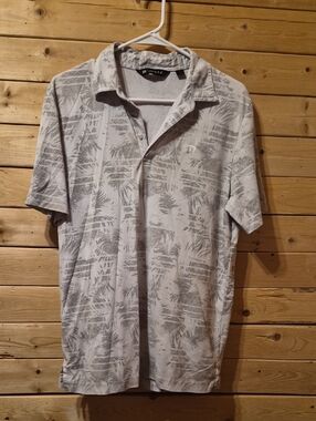 Mens Travis Mathew Shirt Size Medium Beach Vibes